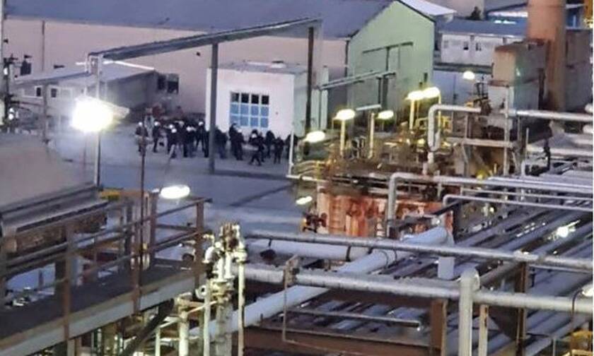 Καβάλα: Ένταση σε εργοστάσιο πετρελαιοειδών και επέμβαση των ΜΑΤ - Τι καταγγέλλουν οι εργαζόμενοι