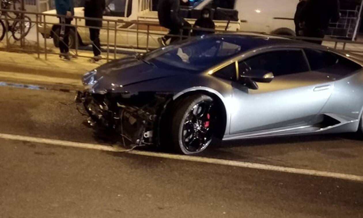 Λάρισα: Lamborghini έγινε σμπαράλια μετά από τροχαίο (pics)