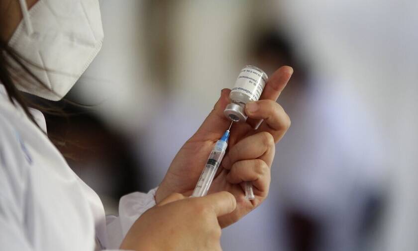 Μετάλλαξη Όμικρον: Τρεις έρευνες καταγράφουν πόσο αποτελεσματικά είναι τα εμβόλια κόρονοϊού