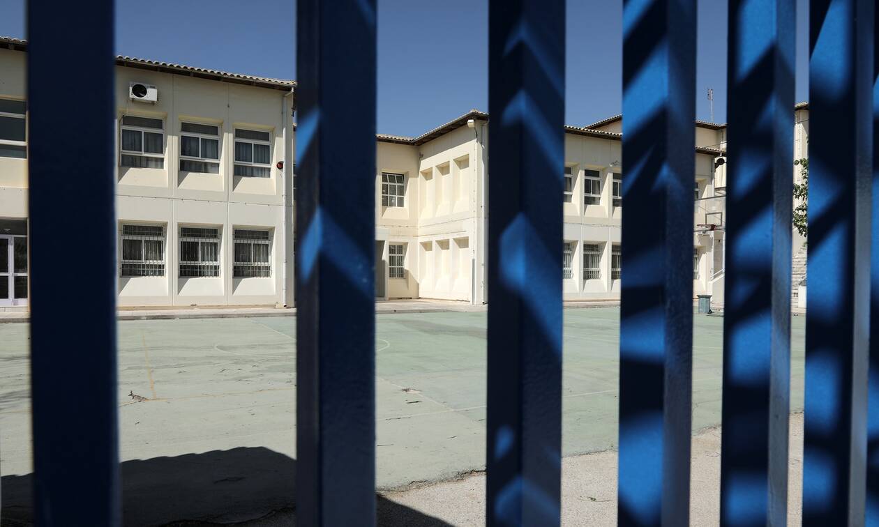 Κορονοϊός: Γιατί το υπουργείο Παιδείας επιμένει ότι στα σχολεία είναι όλα καλά