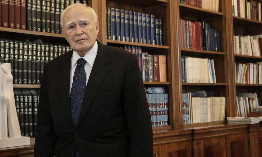 Book of condolences to open for late Karolos Papoulias at Presidential Mansion