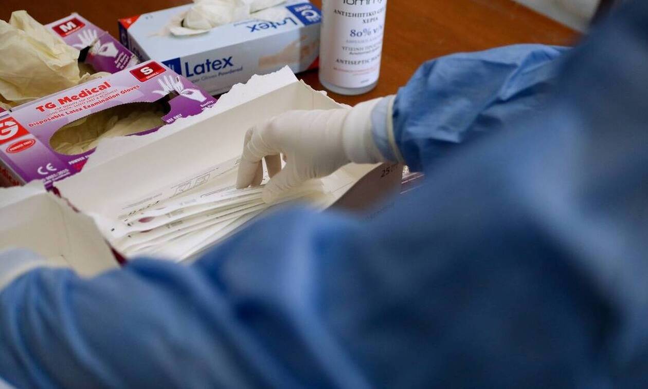 Αίγιο: Βρέθηκαν 48 κρούσματα σε ένα φαρμακείο