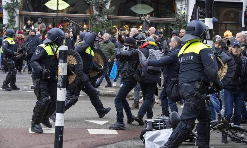 Ολλανδία: Επεισόδια σε διαδήλωση κατά του lockdown 