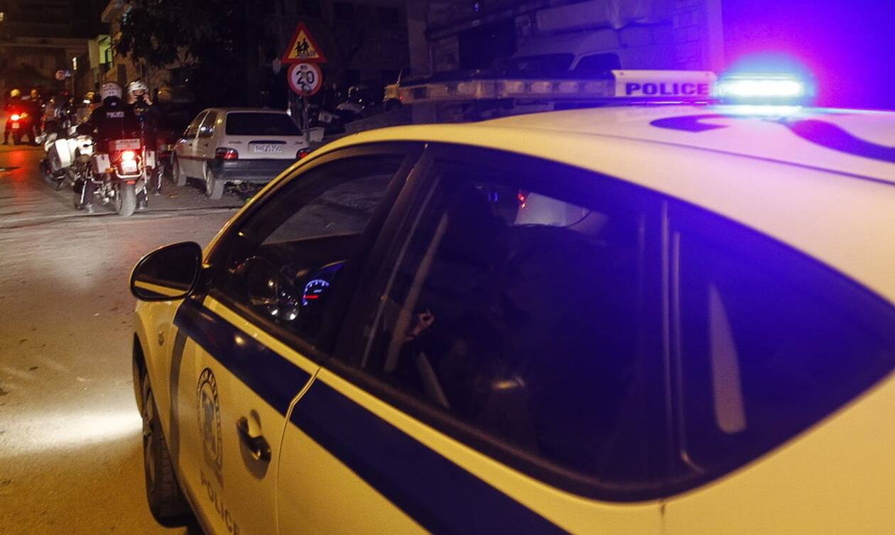 Αποκλειστικό Newsbomb.gr: Θρίλερ στο Μενίδι - Βρέθηκε δολοφονημένος άντρας τυλιγμένος με χαλί