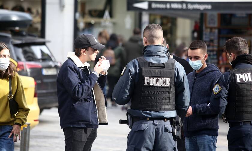 Η «Όμικρον» κόλλησε την ΕΛ.ΑΣ.: 1700 αστυνομικοί θετικοί στον κορονοϊό