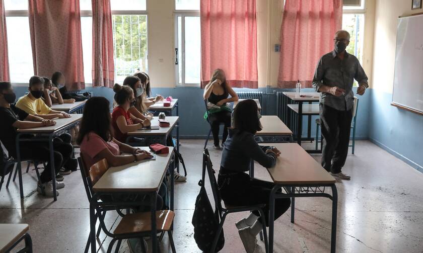 Παρασκευής στο Newsbomb.gr: «Κρίσιμη εβδομάδα» - Ίσως υπάρξουν αλλαγές στην απόφαση για τα σχολεία