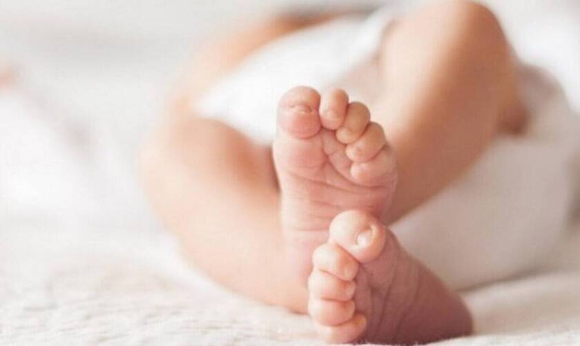Πάτρα: Νοσηλεύεται μωράκι 2 μηνών με κορονοϊό