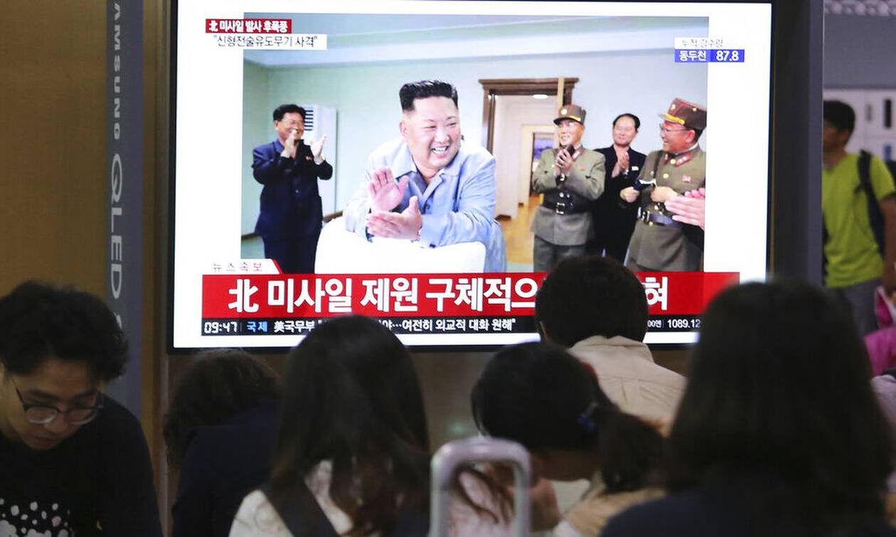 Βόρεια Κορέα: Με φωτογραφίες από το… διάστημα η δοκιμή του βαλλιστικού πυραύλου Hwasong-12