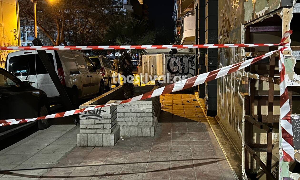 Θεσσαλονίκη: Νεκρός 19χρονος μετά από επίθεση με μαχαίρι – Οπαδικά κίνητρα «βλέπει» η ΕΛΑΣ