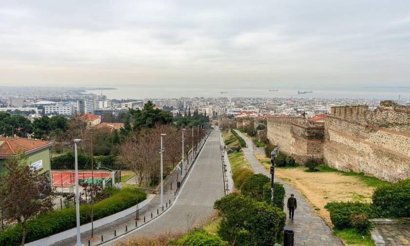 Θεσσαλονίκη: Παραδίδεται στην κυκλοφορία η αναβαθμισμένη οδός Ελένης Ζωγράφου