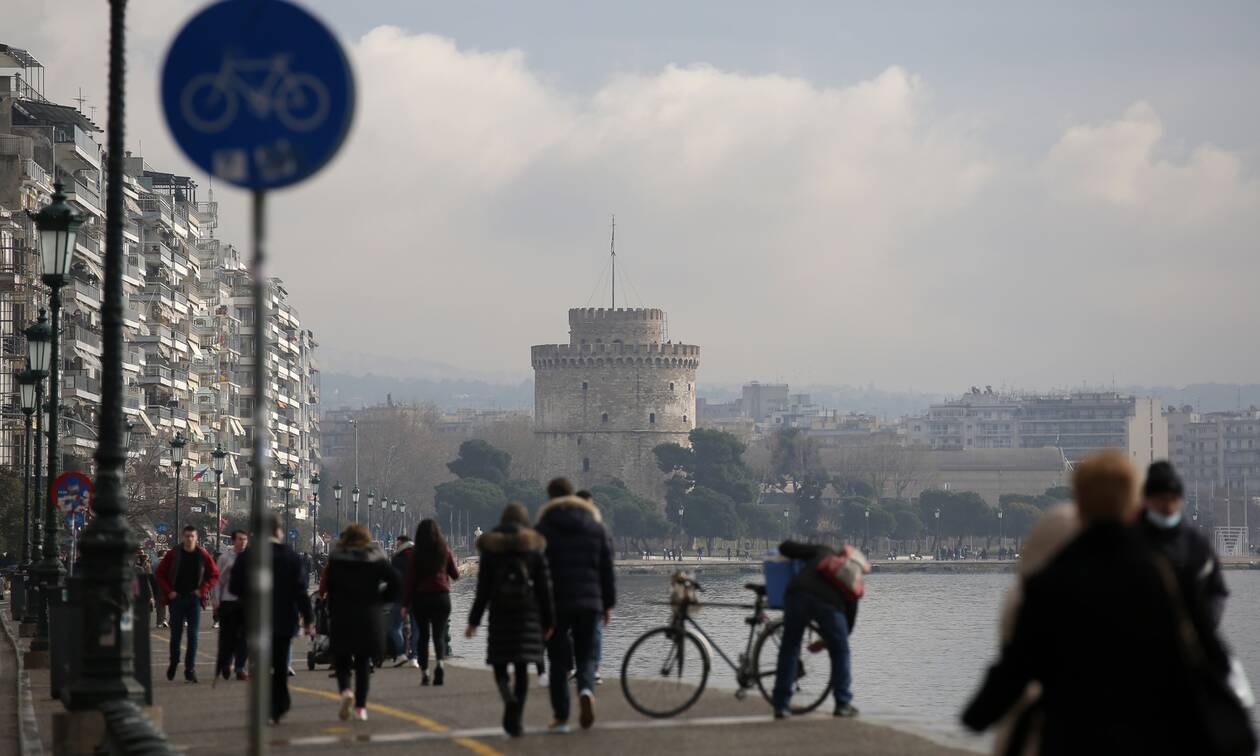 Κορονοϊός: Ανοδική τάση του ιικού φορτίου στα λύματα της Θεσσαλονίκης