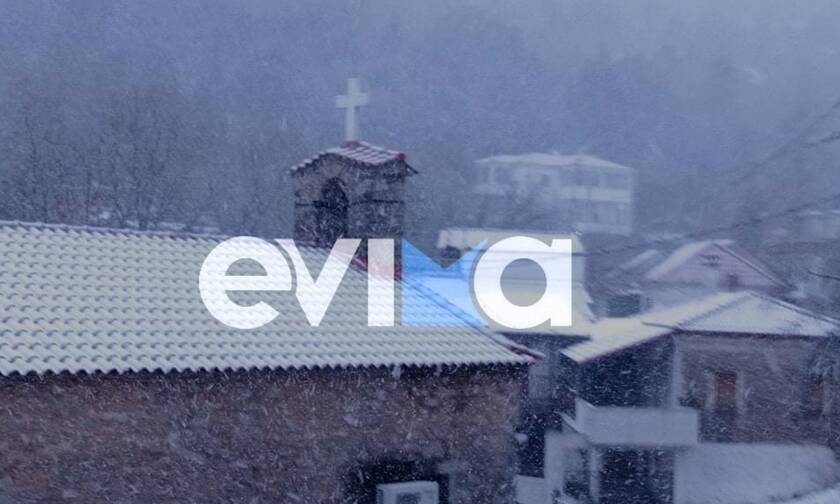 H κακοκαιρία χτυπάει την Εύβοια: Έντονη η χιόνοπτωση στη Σέτα