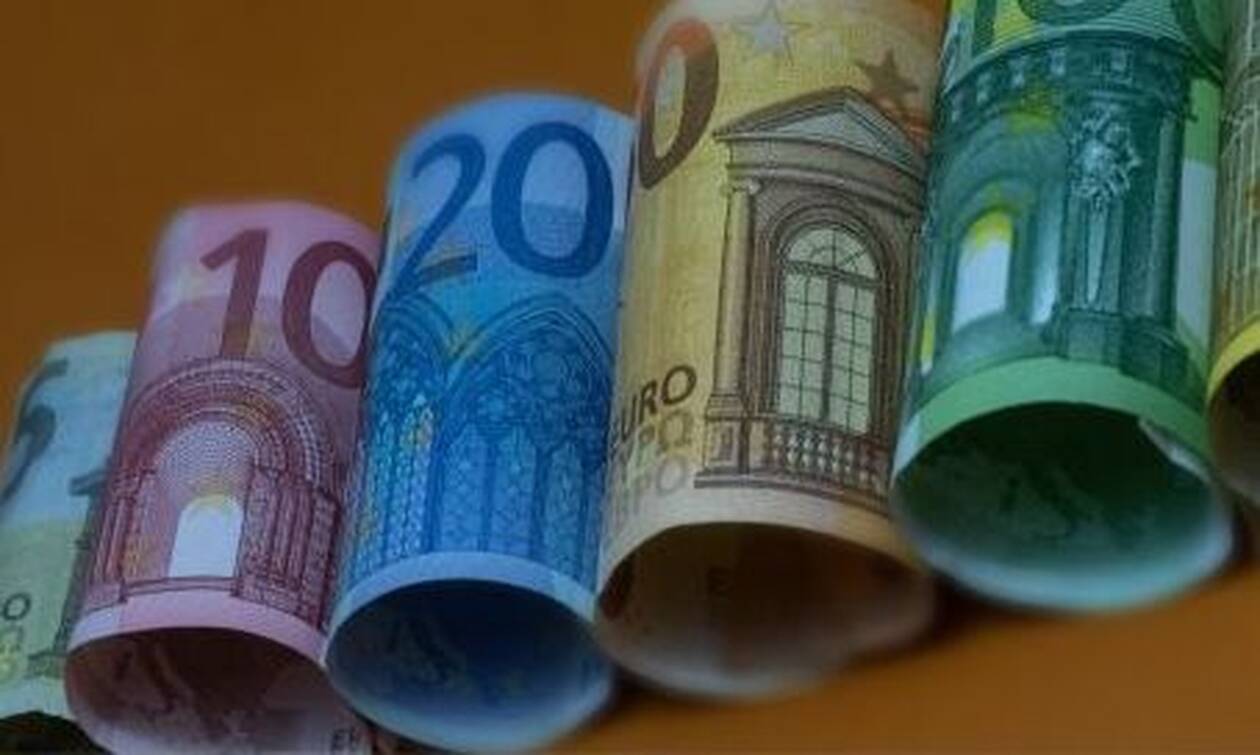 Φοιτητικό επίδομα: Ποιοι δικαιούνται έως 500 ευρώ - Πότε λήγει η προθεσμία