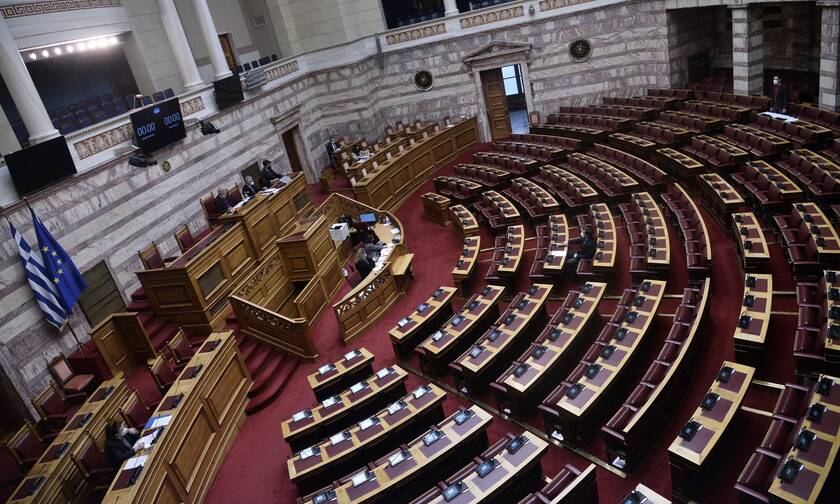 Βουλή: Ψηφίστηκε στην αρμόδια επιτροπή το νομοσχέδιο για τον ΕΦΚΑ