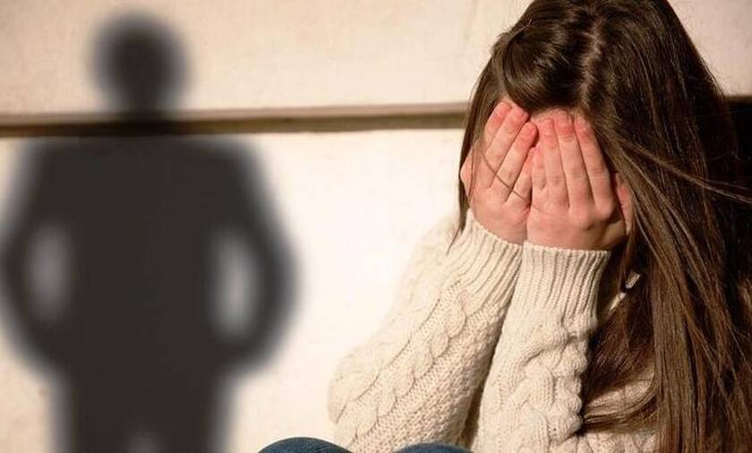 Κρήτη: 20χρονος εκβίαζε 13χρονη με φωτογραφίες - Kατηγορείται για κατ’ εξακολούθηση βιασμό