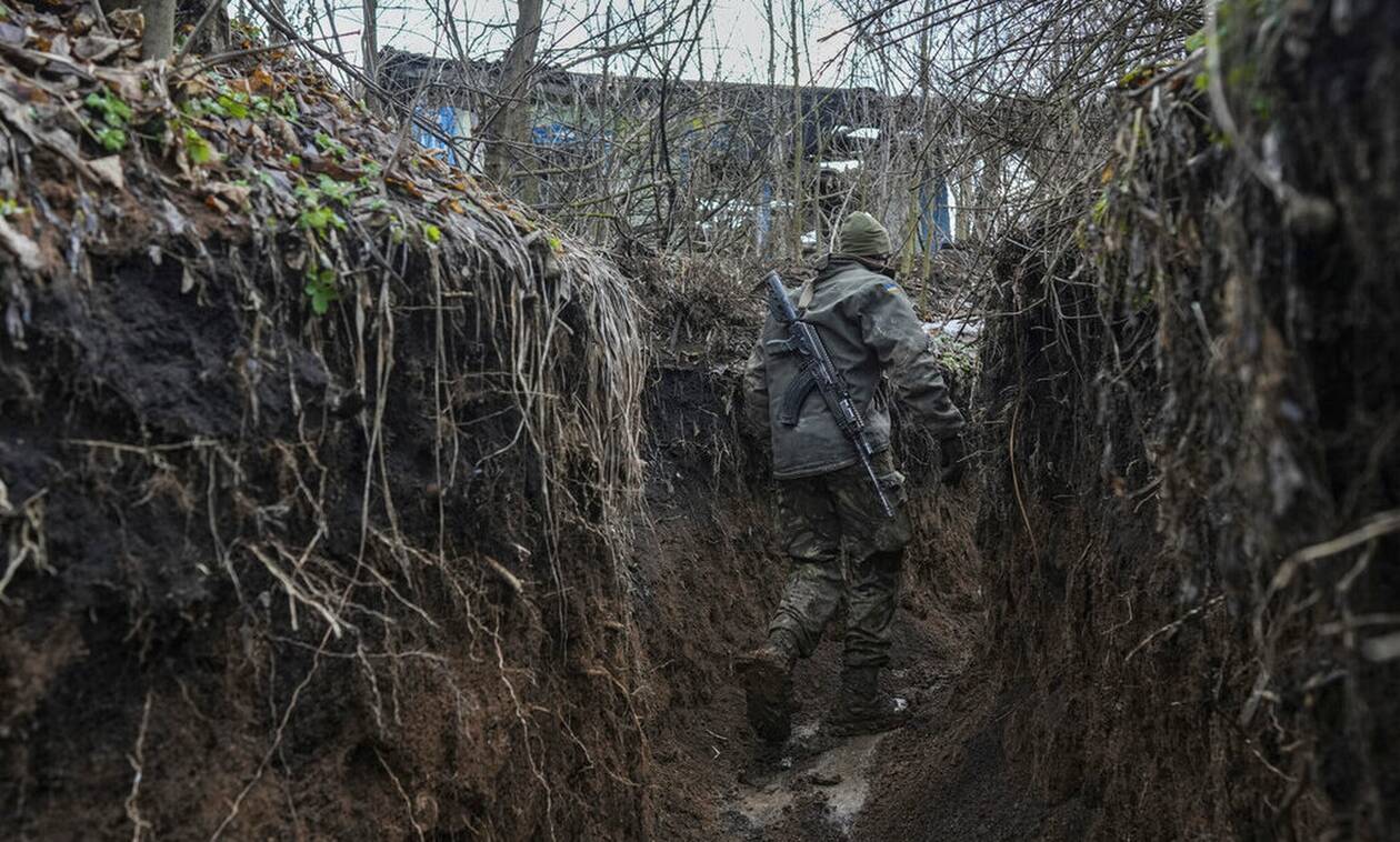 Τεταμένη η κατάσταση στην Ουκρανία: Σφοδροί βομβαρδισμοί του πυροβολικού στο Ντονέτσκ