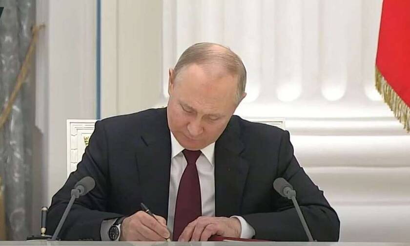 Ουκρανία: Η υπογραφή του Πούτιν που θα φέρει τον πόλεμο