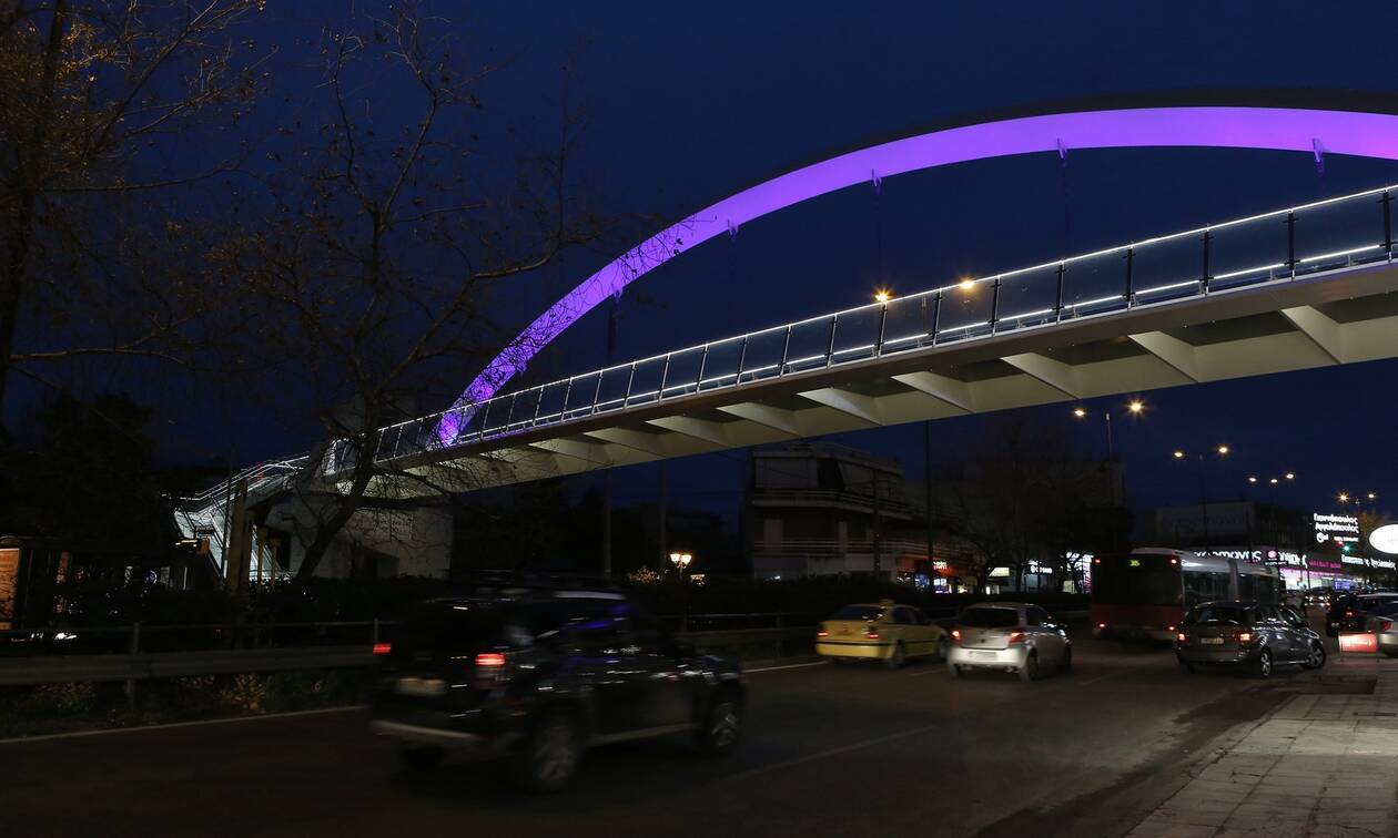 Αγία Παρασκευή: Παραδόθηκε η νέα πεζογέφυρα επί της οδού Μεσογείων
