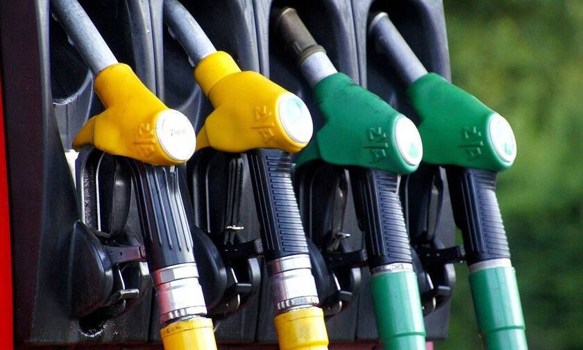 Ασμάτογλου στο Newsbomb.gr: «Η βενζίνη θα ξεπεράσει τα 2 ευρώ σε 15 - 20 μέρες»