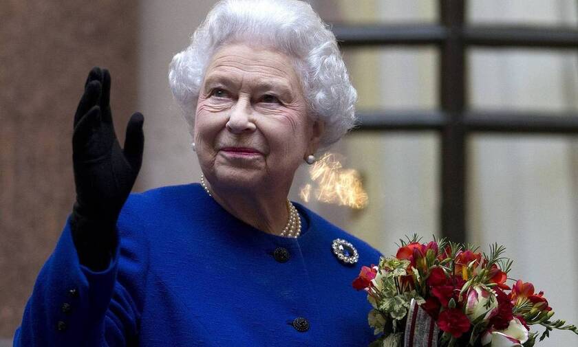Βασίλισσα Ελισάβετ: Επιστρέφει στα καθήκοντά της εννέα μέρες μετά τη διάγνωσή της με κορονοϊό