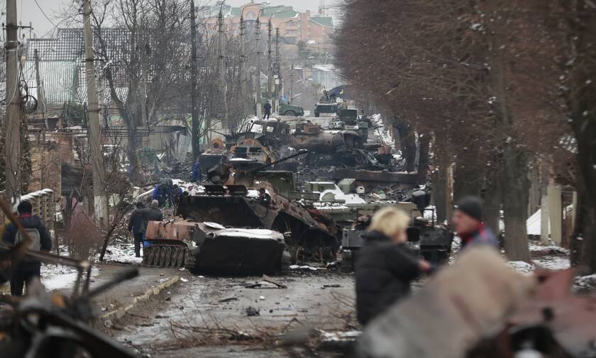 Πόλεμος Ουκρανία: Μάχες στο Χάρκοβο, «έπεσε» η Χερσώνα, κυκλωμένη η Μαριούπολη, αγωνία στο Κίεβο