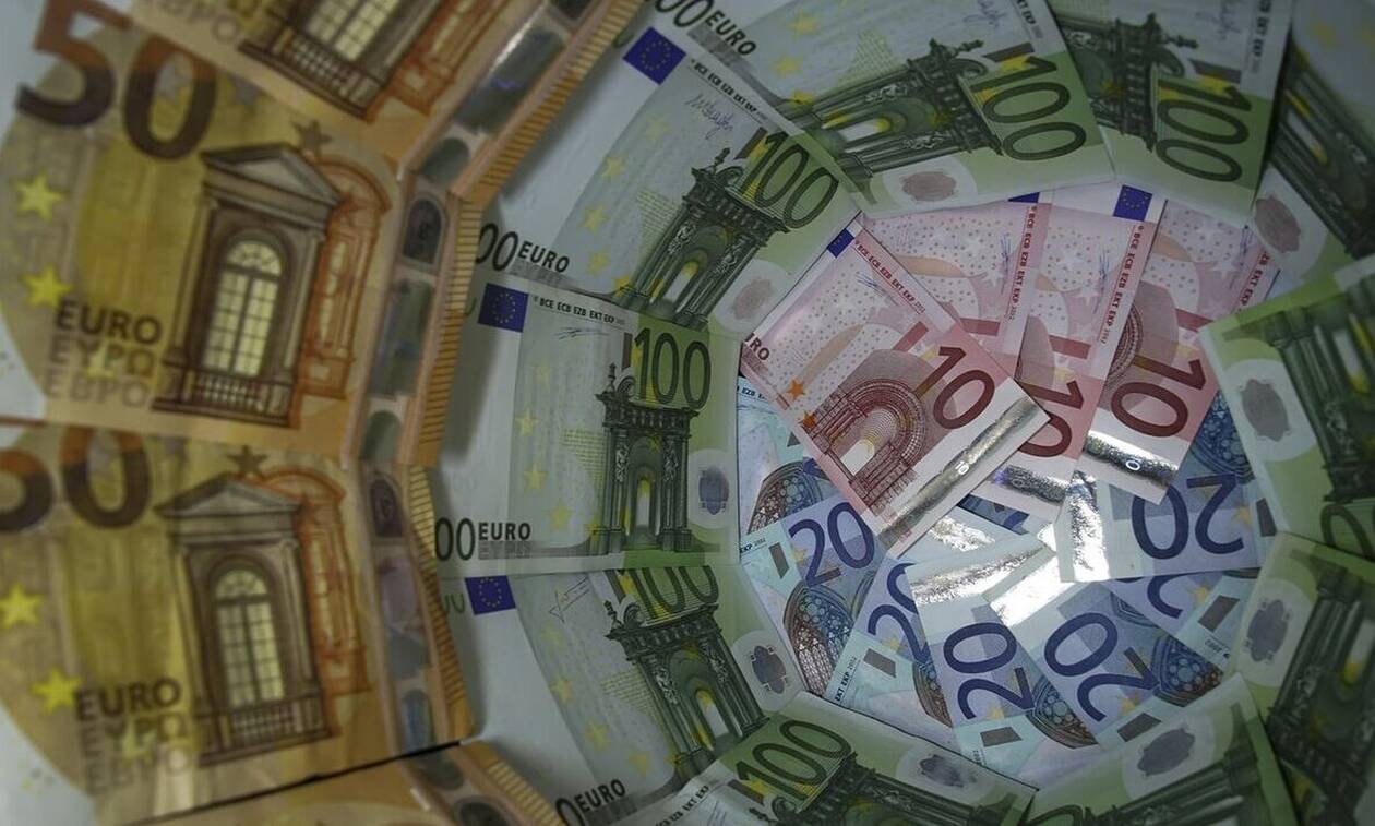 Επίδομα 2.000 ευρώ για λογιστές και φοροτεχνικούς - Ολόκληρη η διαδικασία