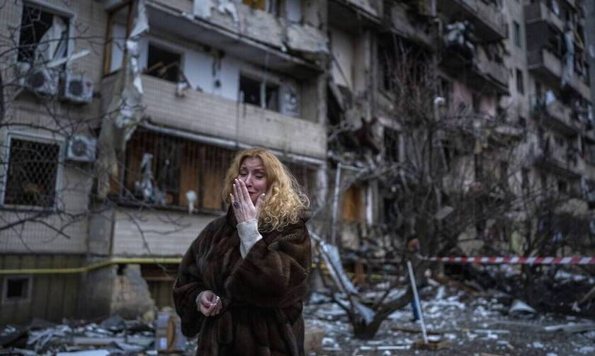 Πόλεμος στην Ουκρανία: Οι Ρώσοι επιτίθενται και από τα δυτικά - Περικυκλώνουν το Κίεβο