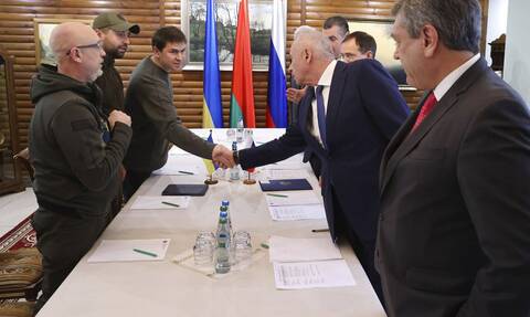 «Παράθυρο» ελπίδας για διπλωματική λύση: Νέος γύρος διαπραγματεύσεων Ρωσίας - Ουκρανίας τη Δευτέρα