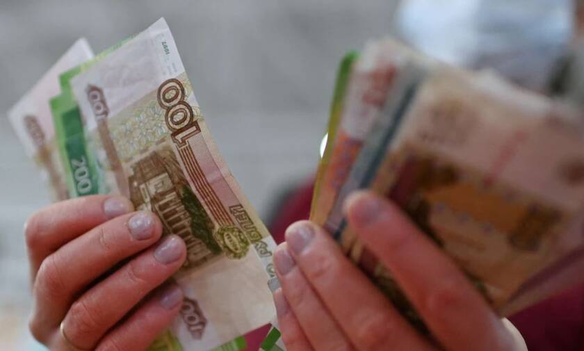 Η Ρωσία ενδέχεται να προχωρήσει στην αθέτηση των πληρωμών των χρεών της στον απόηχο των πρωτοφανών κ