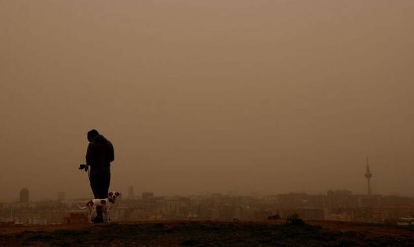 Ισπανία: Η αφρικανική σκόνη σκέπασε τη χώρα – Πότε θα φτάσει το φαινόμενο στην Ελλάδα