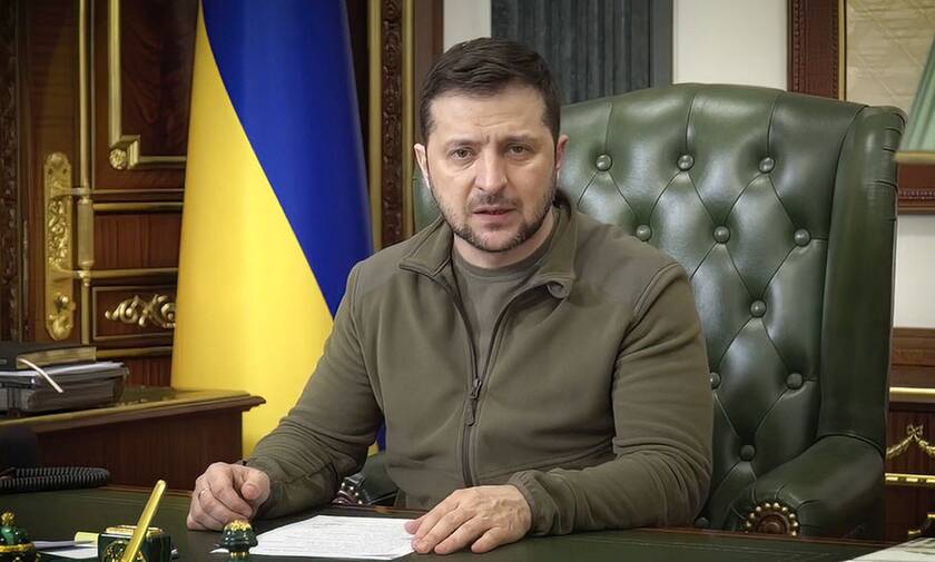 Ζελένσκι: Fake news ότι ζήτησα να καταθέσουν οι Ουκρανοί τα όπλα