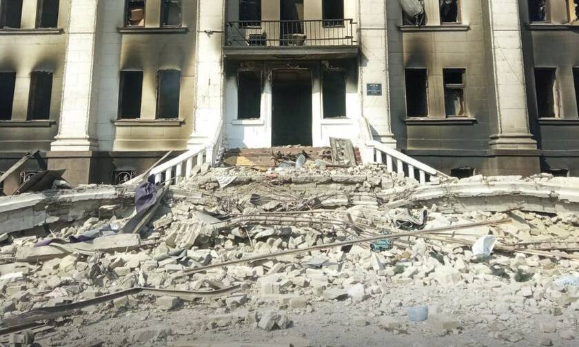  Πόλεμος στην Ουκρανία: Κανένας νεκρός από τον βομβαρδισμό του θεάτρου στην Μαριούπολη