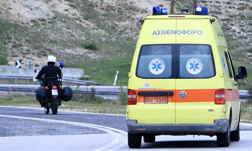 Κρήτη: Δύο άνδρες βρέθηκαν αιμόφυρτοι στη μέση του δρόμου σε Χανιά και Ηράκλειο