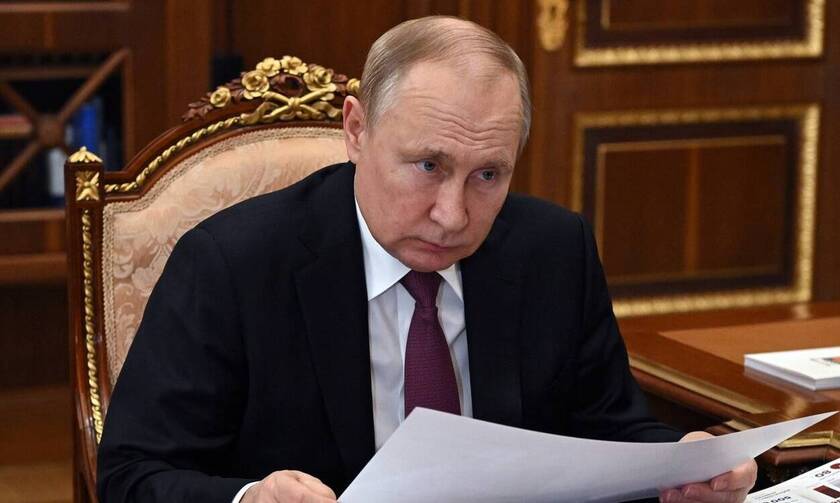 Ρωσία: Ο Πούτιν δεν έκανε δεκτή την παραίτηση της διοικήτριας της Κεντρικής Τράπεζας