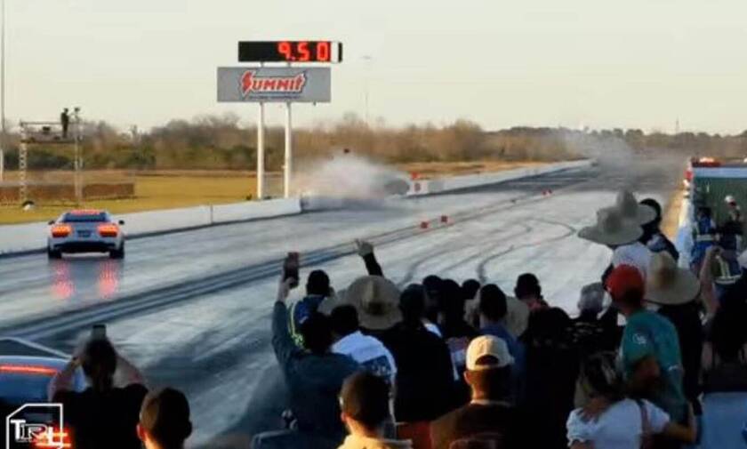 Σοκαριστικό ατύχημα με Audi R8 σε αγώνα dragster