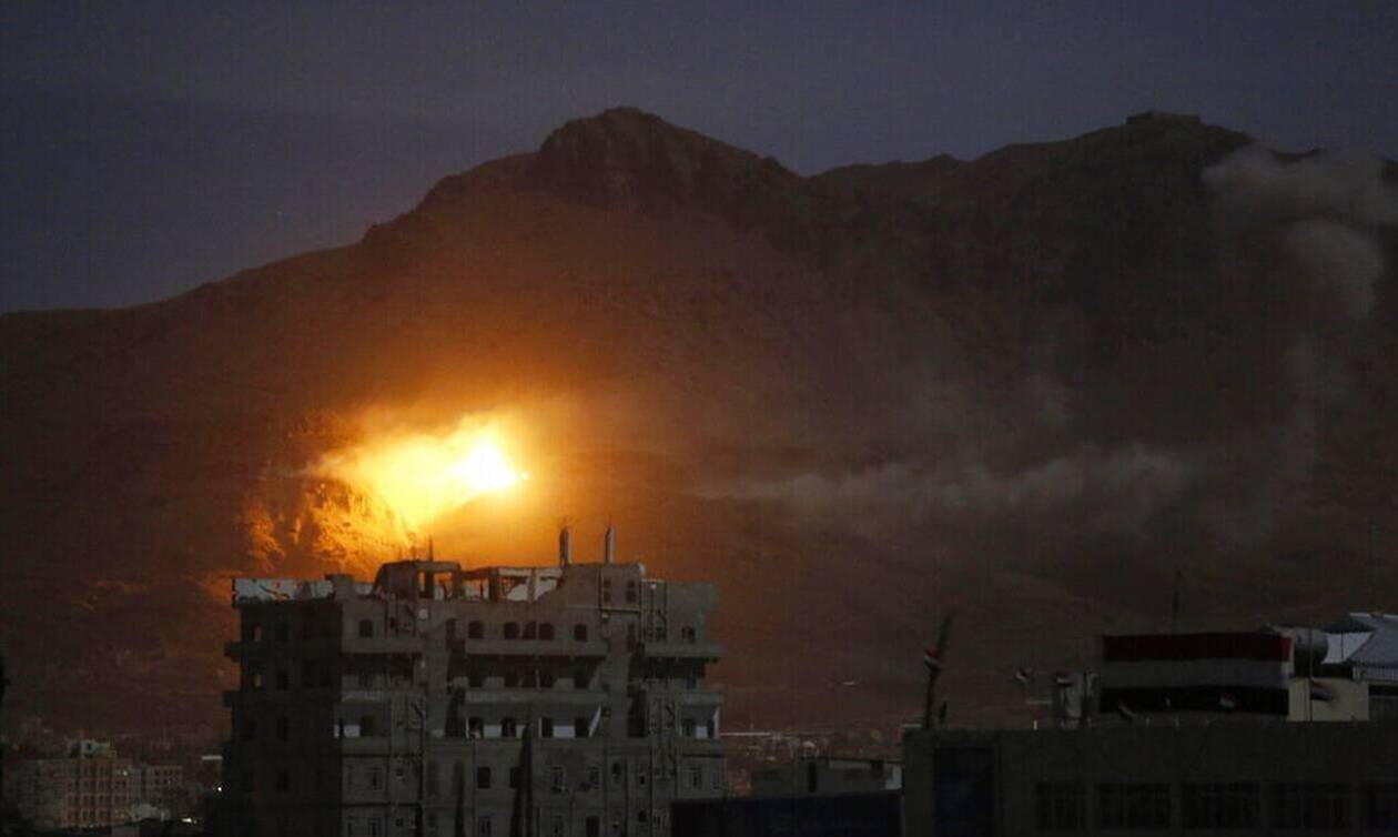 Επιδρομές στην Υεμένη σε αντίποινα για την επίθεση των Χούθι κατά πετρελαϊκών εγκαταστάσεων