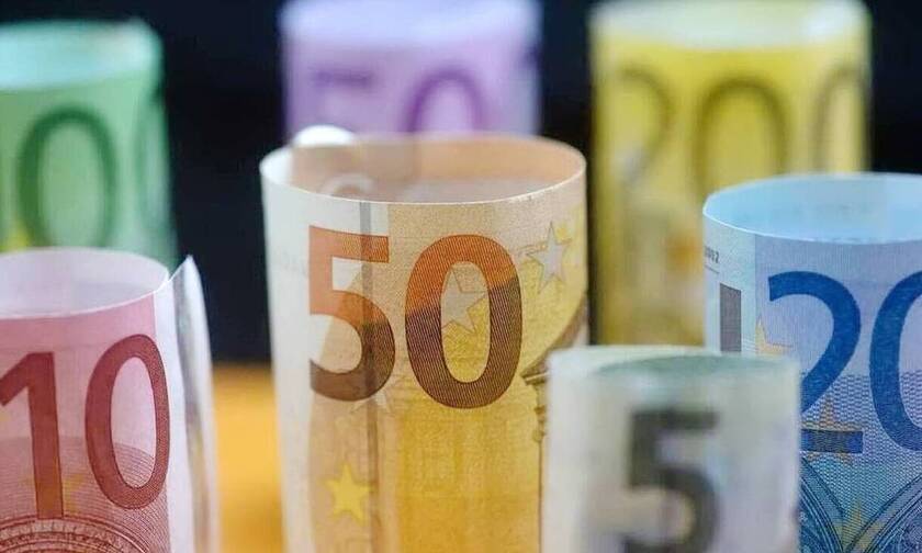 Επίδομα 200 ευρώ: Ποιοι θα είναι οι δικαιούχοι - Πότε αρχίζουν οι πληρωμές
