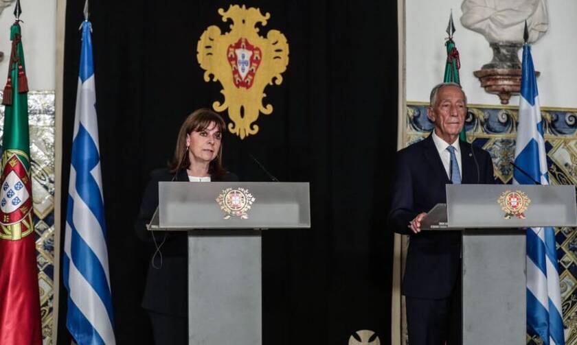 Στην Πορτογαλία η Σακελλαροπούλου: Τιμήθηκε με το Χρυσό Κλειδί της πόλης της Λισαβόνας