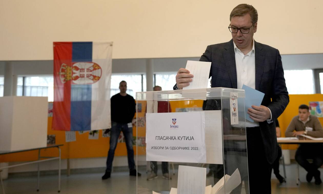 Σε εξέλιξη οι εκλογές στη Σερβία - Η διαδικασία διεξάγεται χωρίς προβλήματα