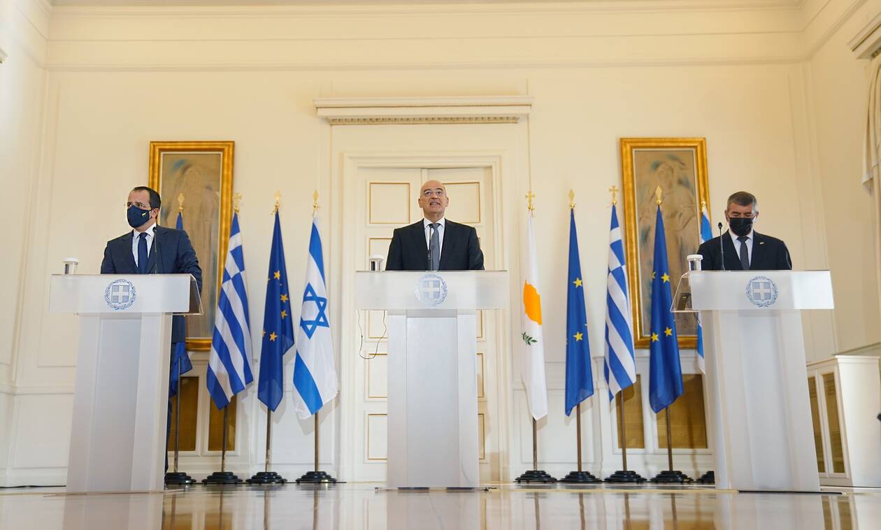 Η τριμερής συνάντηση Ελλάδας - Ισραήλ - Κύπρου στη «σκιά» του πολέμου στην Ουκρανία