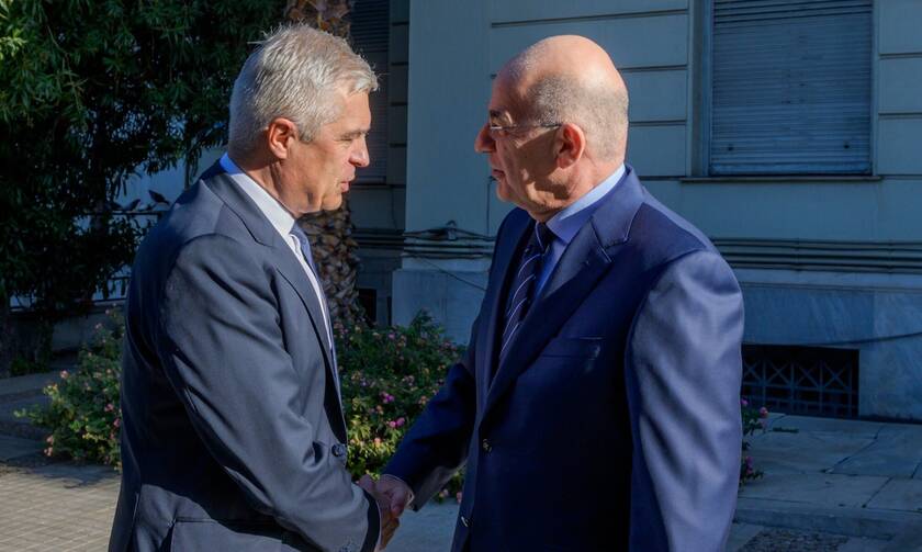 Συνάντηση Δένδια με τον υπουργό Εξωτερικών της Σλοβακίας