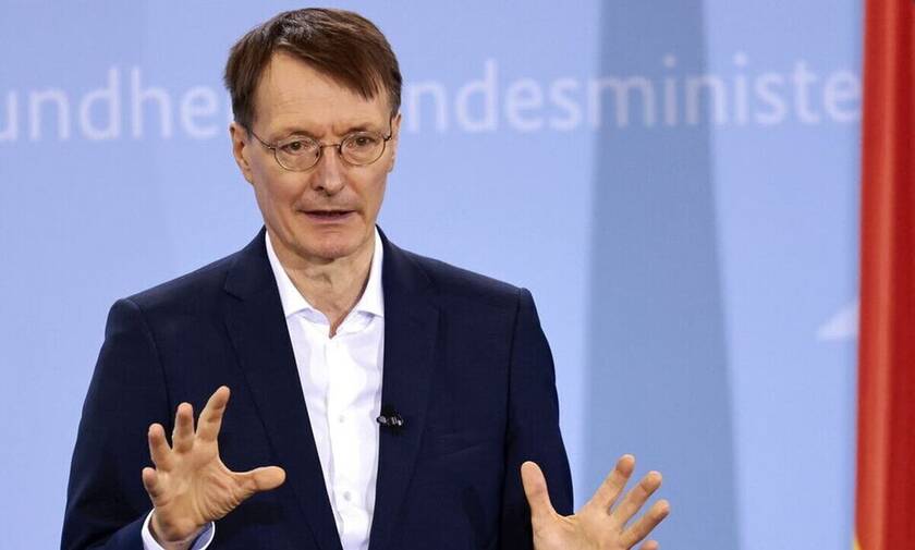 Γερμανία: «Θερινό» κύμα κορονοϊού αναμένει ο υπουργός Υγείας - Aνοιχτό ενδεχόμενο επαναφοράς μέτρων