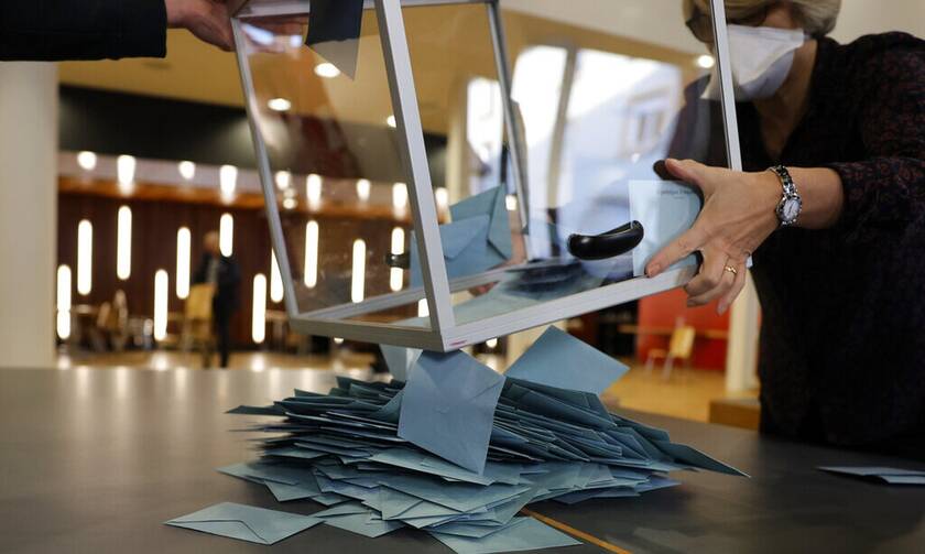 Προεδρικές εκλογές Γαλλία - Αποτελέσματα: Μακρόν 28,1% -  Λεπέν 23,3%