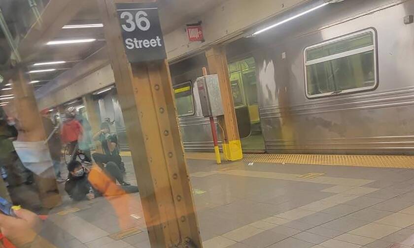 Πυροβολισμοί σε σταθμό του μετρό στη Νέα Υόρκη - Τουλάχιστον 13 τραυματίες