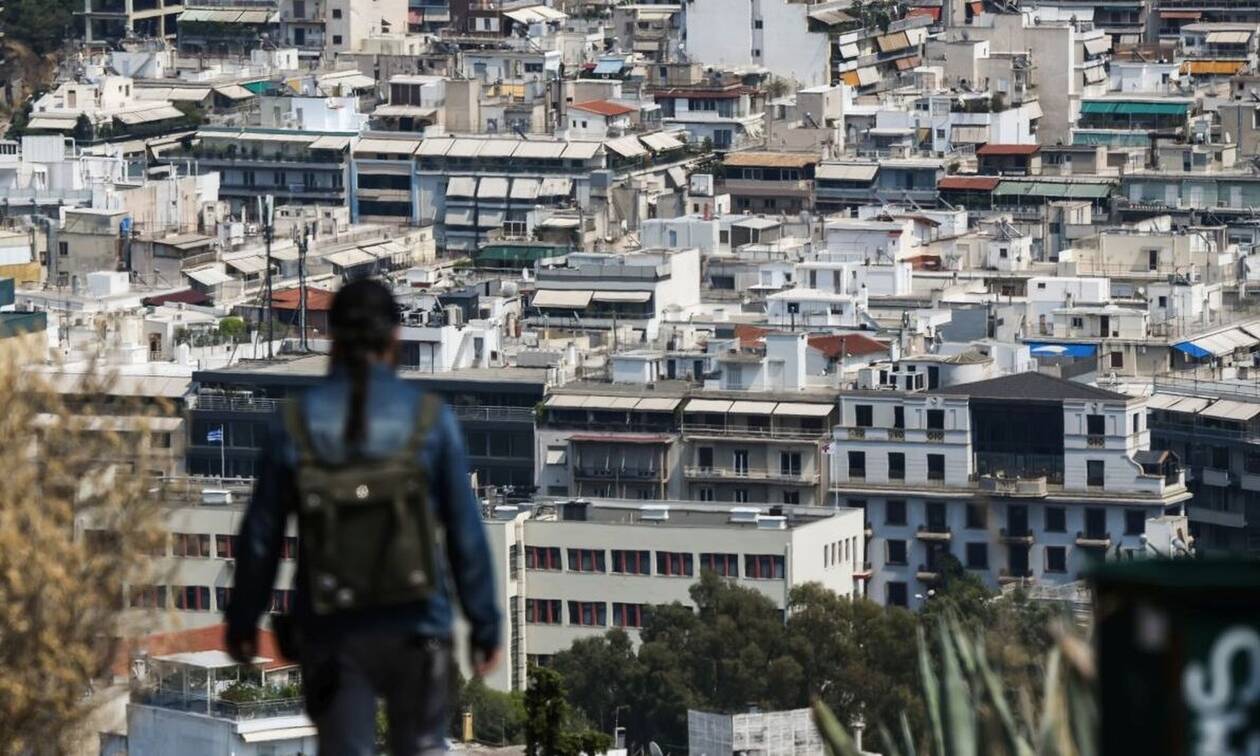 Ρεπορτάζ Newsbomb.gr: Εκτός λογικής το κόστος μίσθωσης στην Αθήνα σε σύγκριση με Θεσσαλονίκη - Πάτρα