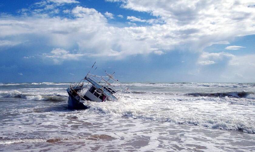 Nαυάγιο τουριστικού σκάφους στην Ιαπωνία: Βρέθηκαν εννέα άνθρωποι και άλλοι 17 αγνοούνται