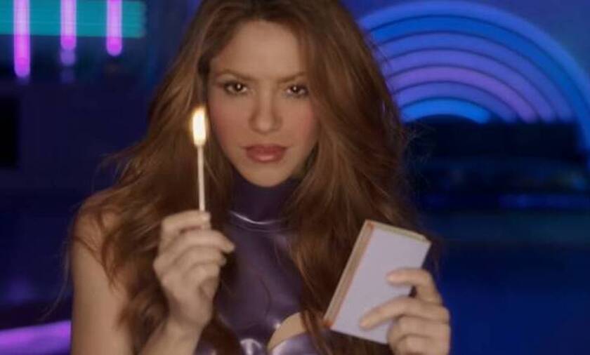 Σακίρα: «Ανάβει φωτιές» η Κολομβιανή σταρ - Κυκλοφόρησε το ολοκαίνουργιο single «Te Felicito»