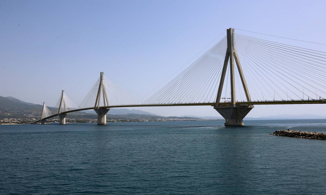 Θρίλερ με την εξαφάνιση 42χρονου στη γέφυρα Ρίου - Αντιρρίου: Φόβοι ότι έπεσε στη θάλασσα
