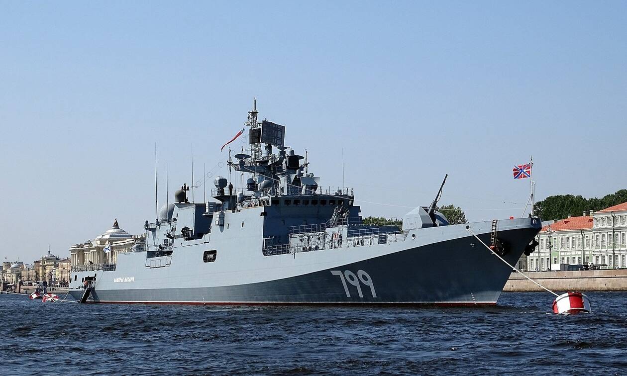 Ουκρανία: Ρωσική φρεγάτα επλήγη από πύραυλο και πήρε φωτιά στη Μαύρη Θάλασσα