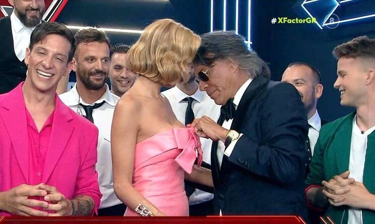 X Factor: Ο Ηλίας Ψινάκης κατέβασε το φόρεμα της Κατερίνας Λιόλιου – Χαμός στο Twitter